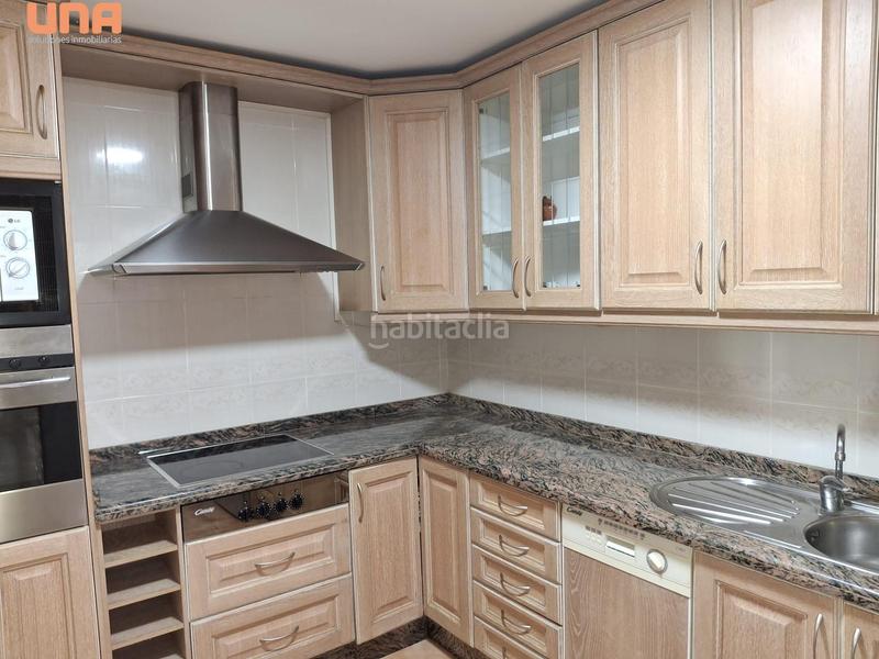 Foto e8d0fd9e-25ea-4838-83af-384a3d014f96. Appartamento con parcheggio piscina in Poniente-Norte - Miralbaida - Parque Azahara Córdoba