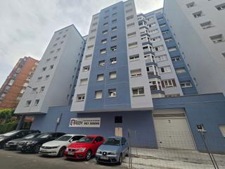 Lloguer Local Comercial a Calle de álava 3. Trasteros