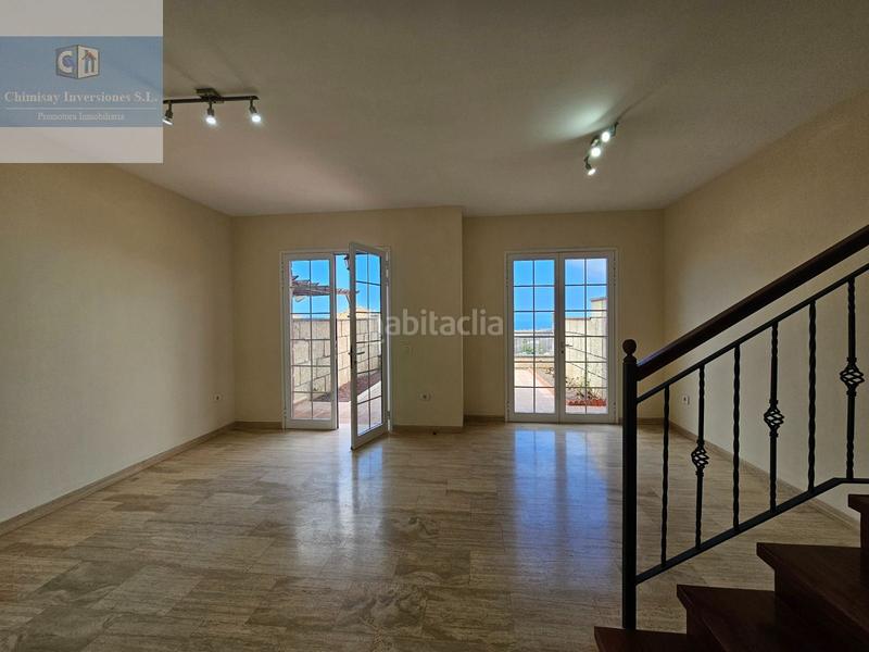 Foto 189078de-262f-4052-9bd5-2d2a13f9ed3a. Casa a schiera con riscaldamento parcheggio in Chayofa Arona