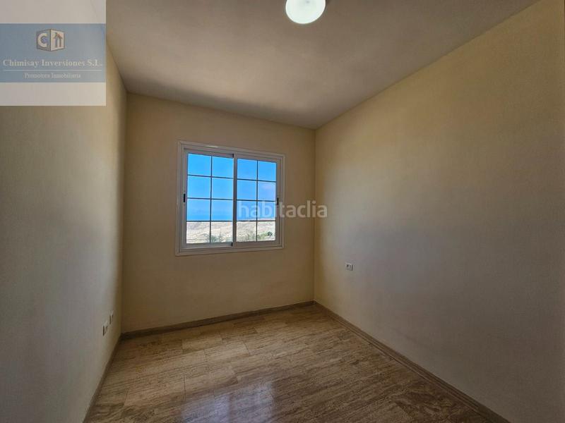 Foto 452c8f44-67b1-4ab8-bae7-b5badf4a3f19. Casa a schiera con riscaldamento parcheggio in Chayofa Arona