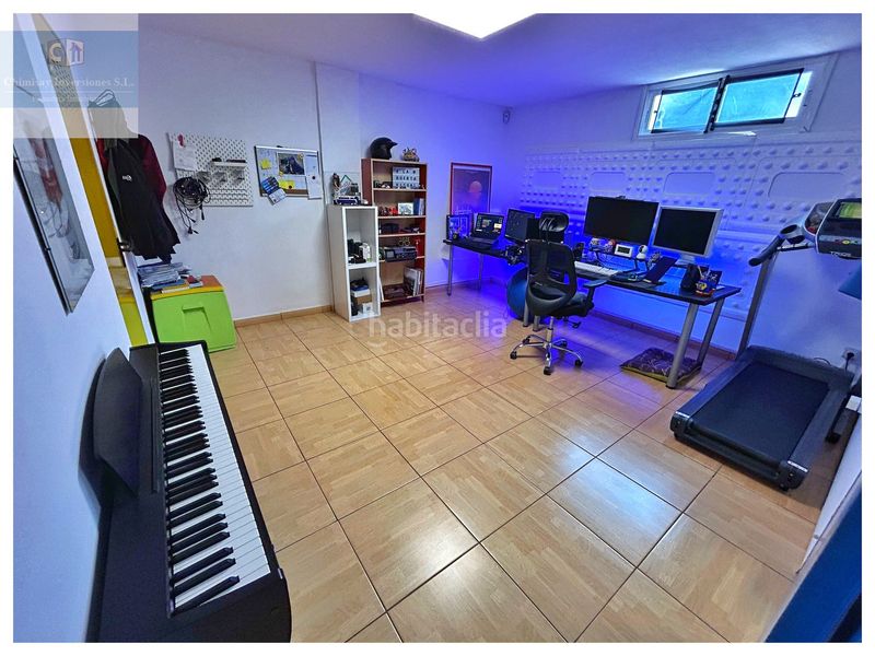 Foto 0042cd47-0e32-4c3d-869c-2b8aadef82e6. Casa adossada amb aparcament piscina a La Quinta Santa Úrsula