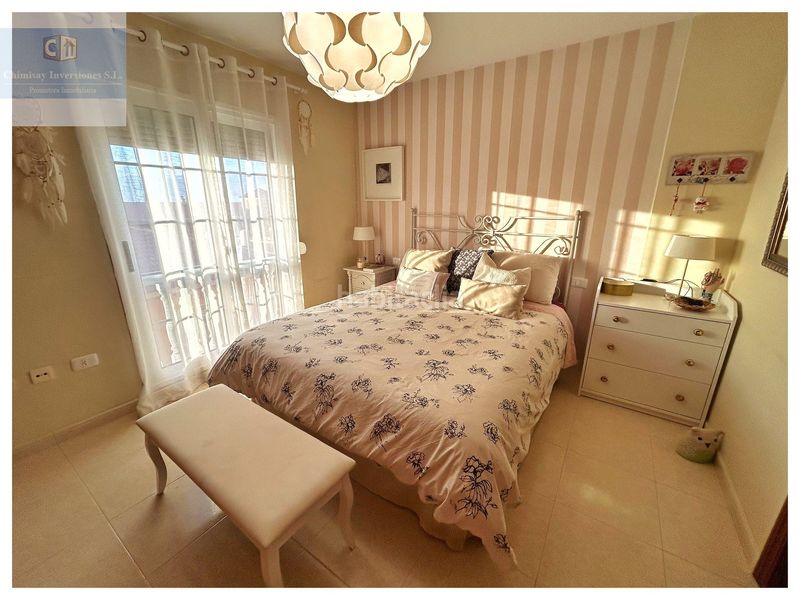 Foto 1ef22814-4c20-48b5-aab4-1114363d905f. Casa adossada amb aparcament piscina a La Quinta Santa Úrsula