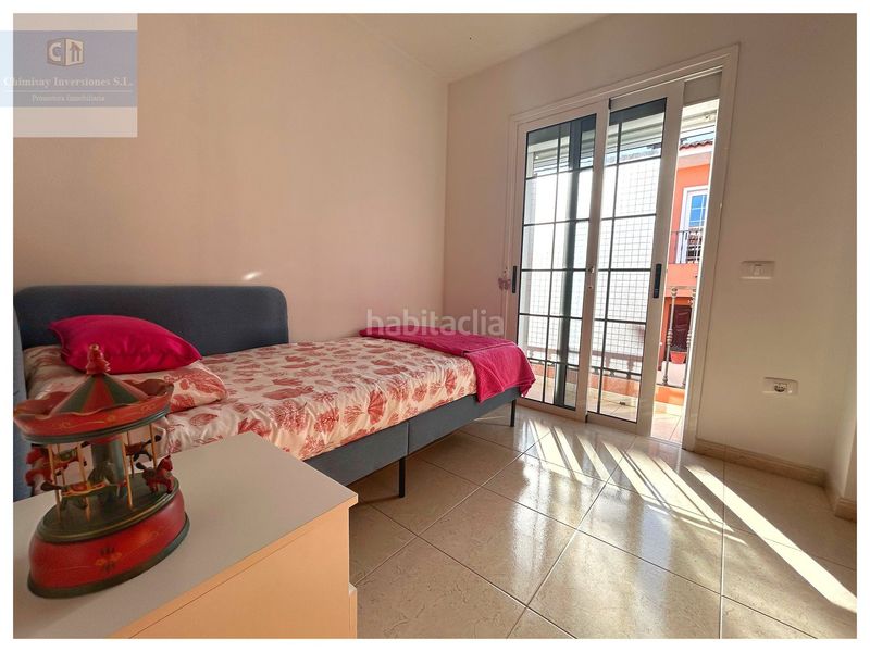 Foto a92554ef-029f-475e-89be-bc216be0b202. Casa adossada amb aparcament piscina a La Quinta Santa Úrsula