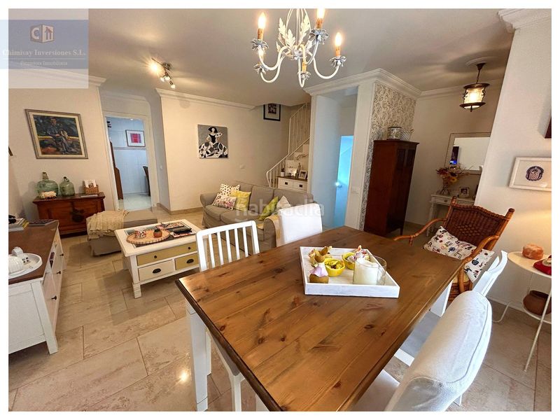 Foto c99735ed-020d-4e20-98c6-26bc8df6b886. Casa adossada amb aparcament piscina a La Quinta Santa Úrsula