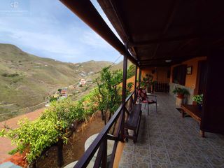 Chalet en La Cuesta - Finca España. Maravilloso chalet en la montaña a 10 min de la laguna