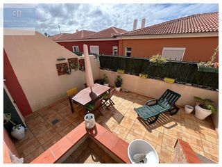Casa adossada a La Quinta. Adosado  3 dormitorios la quinta.