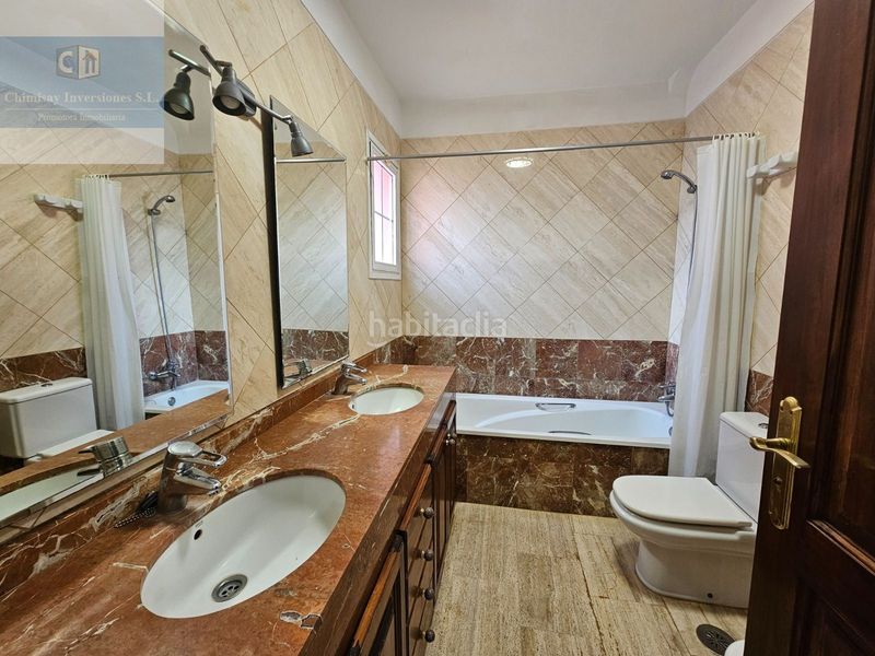 Foto 08cf47cf-0b29-41ce-b696-297d979a2f34. Casa adossada amb calefacció aparcament a Chayofa Arona