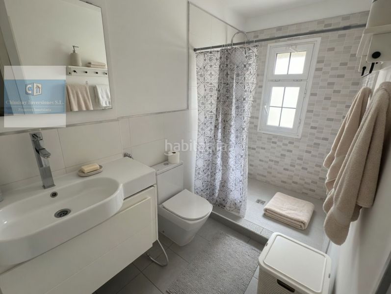 Foto 7e1b0564-4b07-4c69-8b52-f5d578354836. Casa adossada amb aparcament a La Quinta Santa Úrsula