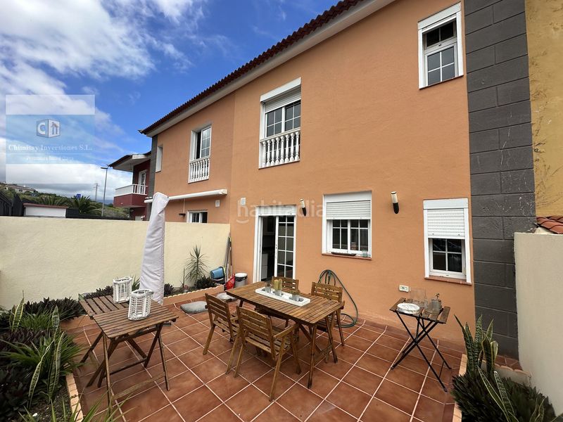 Foto e8a53706-0c97-4870-a21b-f4da4acc2931. Casa adossada amb aparcament a La Quinta Santa Úrsula