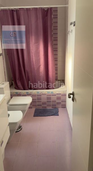 Foto f9b2100d-3b71-4f9a-931d-60b905f2ef1e. Casa adossada amb aparcament a La Quinta Santa Úrsula