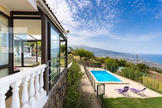 Masia a La Vera - El Farrobillo - Tosca de Ana María. Finca con casa, dos estudios, piscina y vistas panorámicas