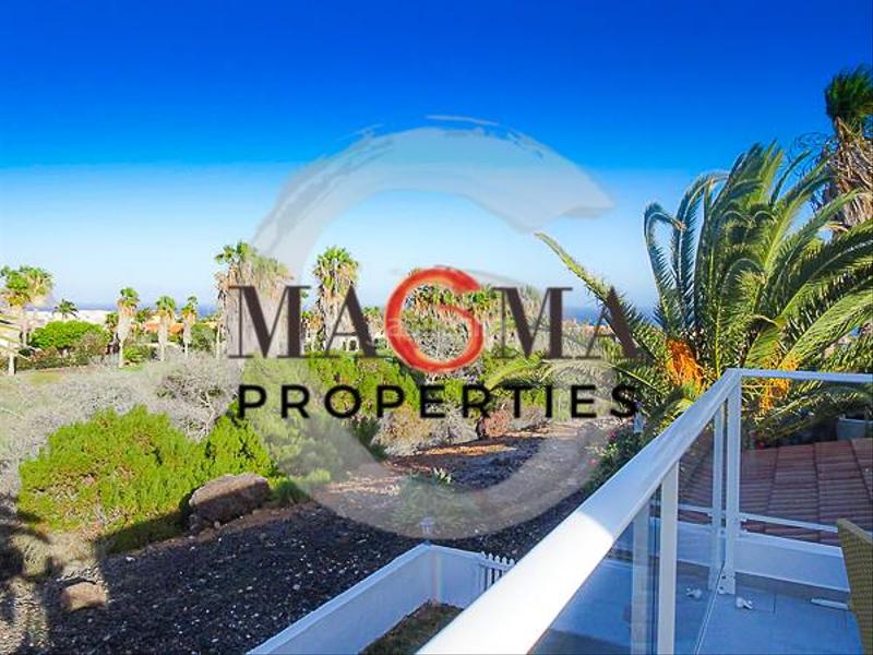 Foto b0eb43fa-ad86-41ad-8627-1568c50e1859. Casa amb piscina a Golf del Sur - Amarilla Golf San Miguel de Abona