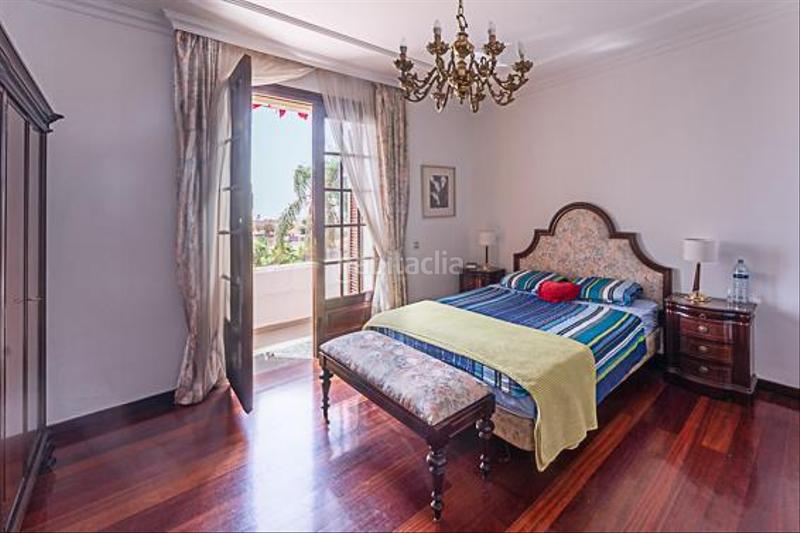 Foto aebf6a9d-2550-4978-aa53-f40d05397b7b. Maison avec parking dans Araya Candelaria