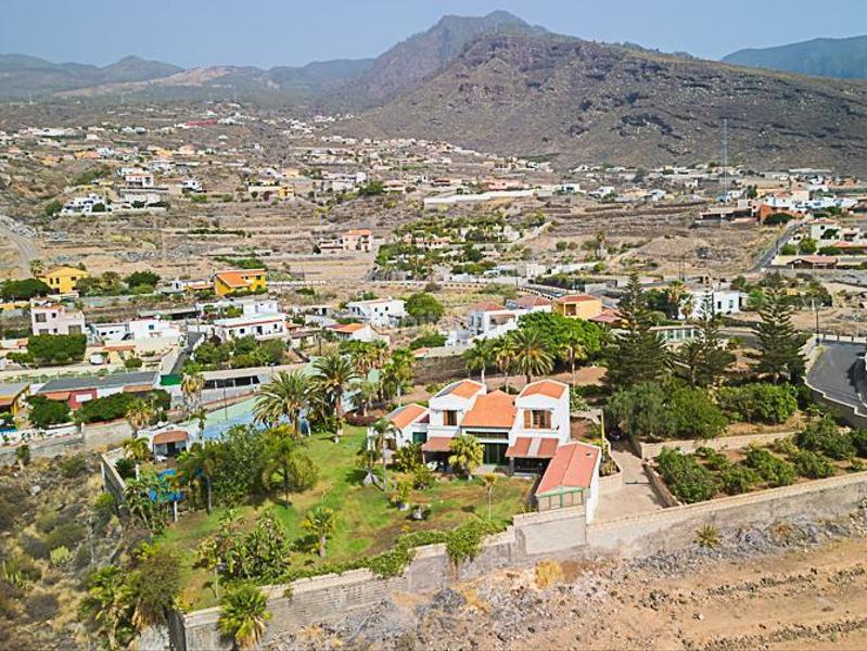 Foto b836db4c-f2b4-45d5-85cf-40c54511107c. Maison avec parking dans Araya Candelaria