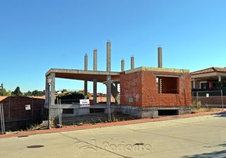 Terreno residenziale  Don pedro. Vivienda en construcción