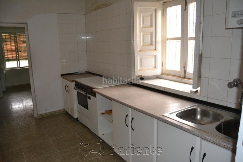 Foto 8d63d9ea-b358-4b97-9bfe-28289ebe6d95. Casa adossada a Bocigas