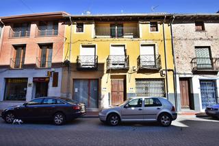 Casa  Marcos salgueiro. Ref. 181e  edificio en el centro de olmedo