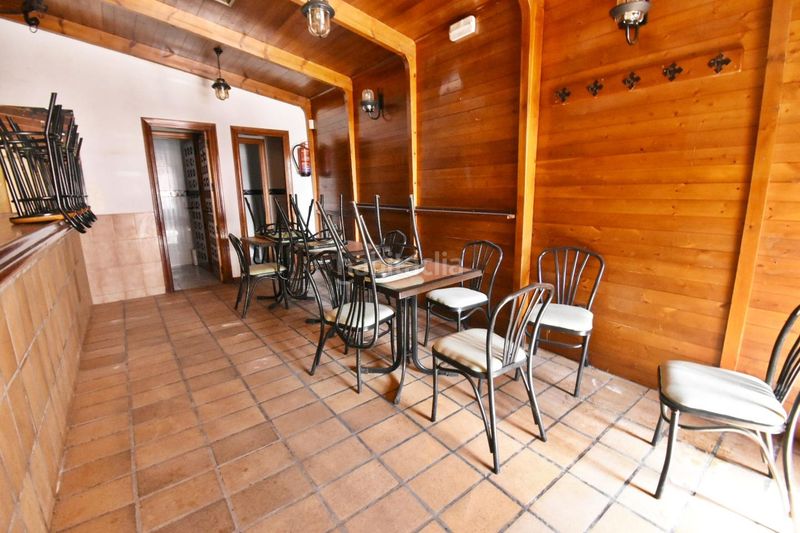 Foto 9d008b75-6a79-4ab3-8f15-8766fcb45b82. Local comercial a Pedrajas de San Esteban