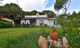 Casa  La luz. Chalet con encanto en urbanización la luz