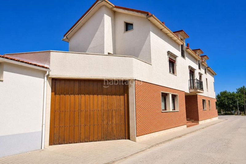 Foto 3132ef83-12df-46d1-abd0-06e8dae7b274. Casa amb calefacció a Alcazarén
