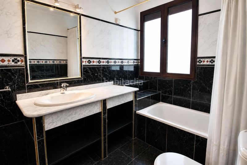 Foto eb5922c6-69fa-4cdb-be36-ddf5e414f2f2. Casa amb calefacció a Alcazarén