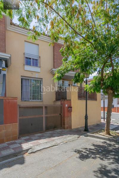 Foto 4ac9ea7d-0237-42bd-a736-6c4e380be248. Casa pareada preciosa casa , zona centro comercial nevada en Armilla