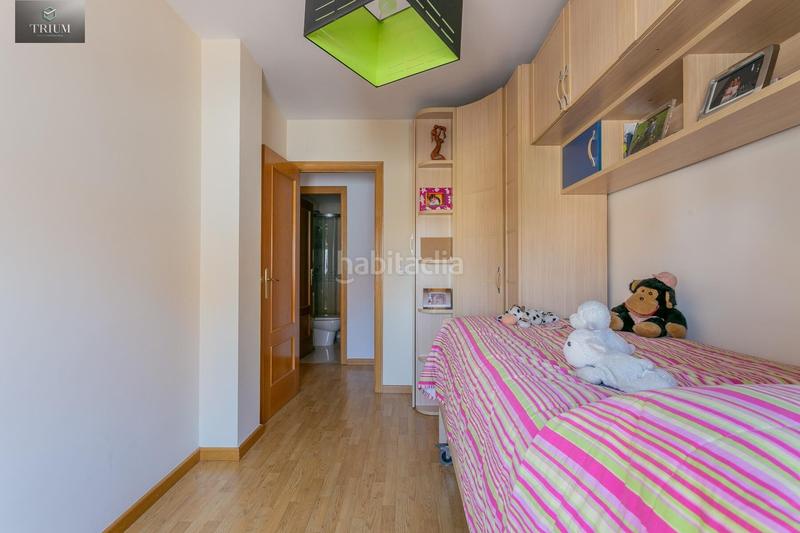 Foto 5b66c11c-b0a6-4083-9092-9f7ed0b9a206. Casa pareada preciosa casa , zona centro comercial nevada en Armilla