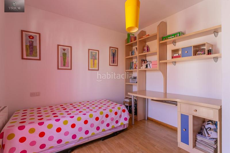 Foto 8435963c-ae02-4338-b91d-8ddc282fe506. Casa pareada preciosa casa , zona centro comercial nevada en Armilla