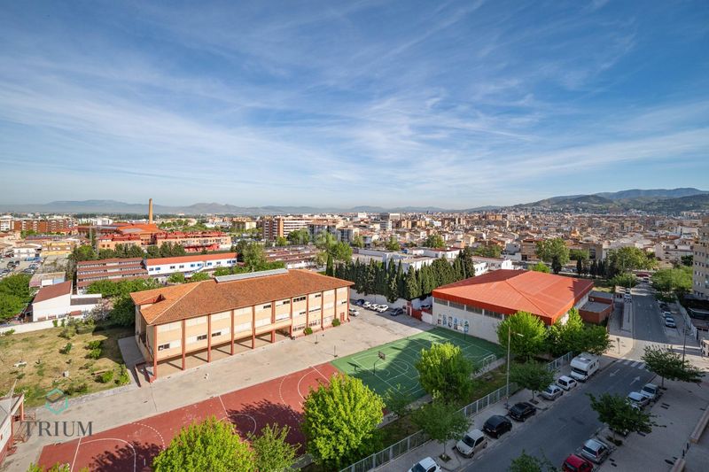 Foto 30ef4a7f-9b4d-44c0-81bb-8d46bc7aa7bc. Àtic amb calefacció aparcament piscina a Campus de la Salud Granada