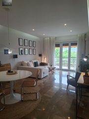 Rent Flat in San Matías - Realejo. Fantástico piso en alquiler en paseo del salón