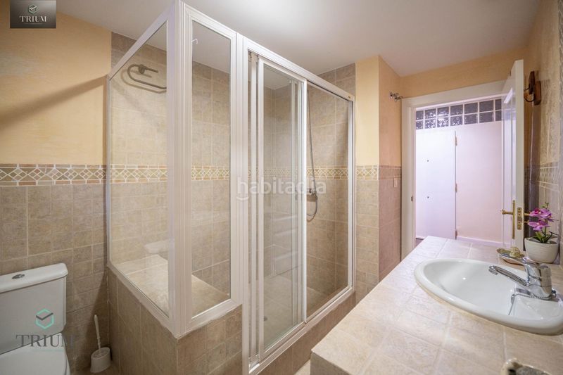 Foto 07ce7d54-fb1f-48d5-bf3b-fd5c7616c27d. Casa pareada chalet en zona rebites en Huétor Vega