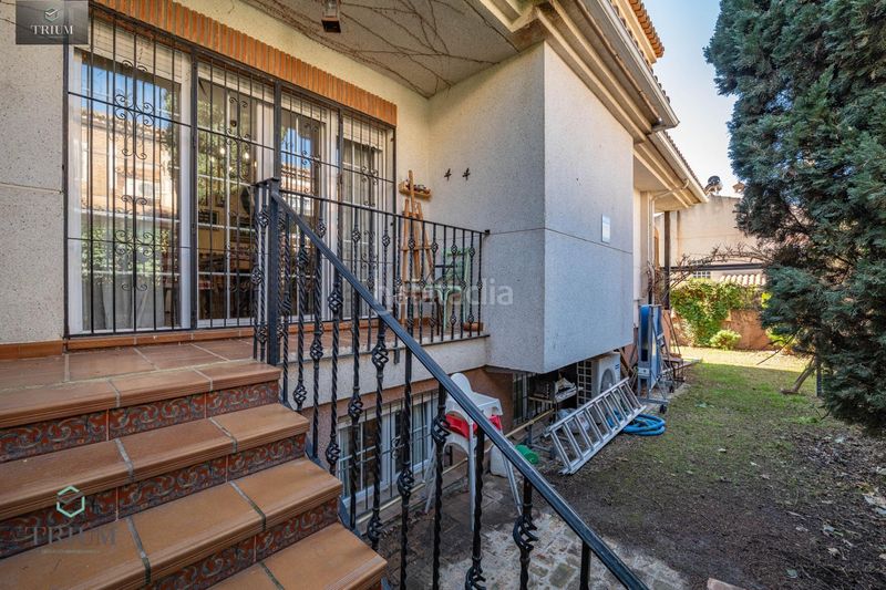 Foto 8a7aee2b-928e-416e-b433-e9420c5ea86e. Casa pareada chalet en zona rebites en Huétor Vega