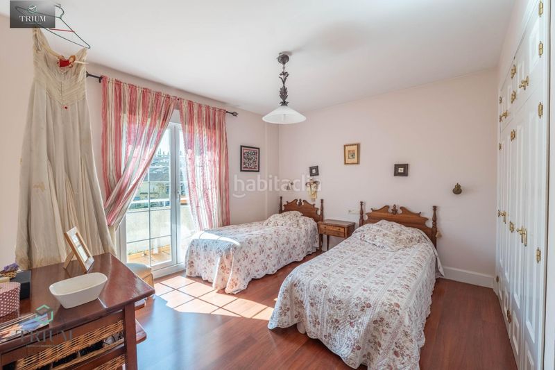 Foto bb663844-3b5d-47a1-9ed8-c6981a9eebe5. Casa pareada chalet en zona rebites en Huétor Vega
