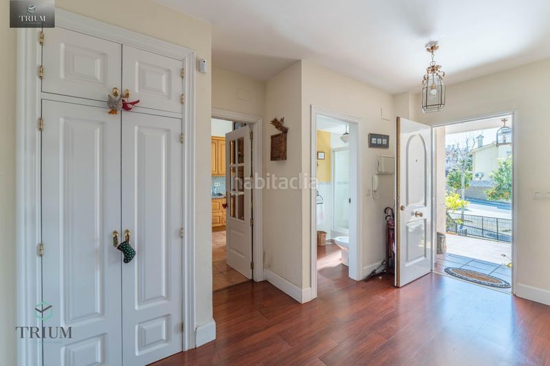 Foto ed1b17e8-ee80-4348-a4c9-c5b34df258da. Casa pareada chalet en zona rebites en Huétor Vega