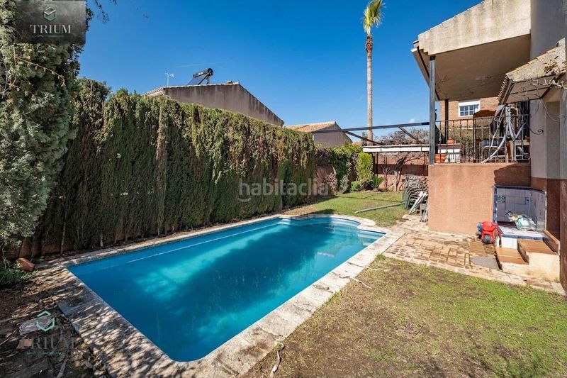 Foto ee9ed528-69d2-4c17-b731-ec00b33bb325. Casa pareada chalet en zona rebites en Huétor Vega