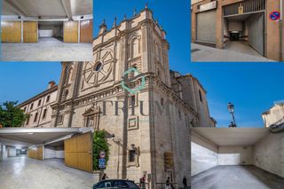 Aparcament cotxe a Centro - Sagrario