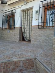 Casa bifamiliare in Pinos Puente. Oportunidad de casa en pinos puente