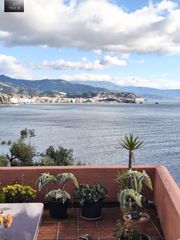 Chalet in Punta La Mona. Villa única en la punta de la mona la herradura