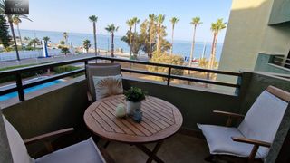 Lloguer Apartament a Salobreña Costa. Apartamento luminoso en primera línea de playa con vistas al mar