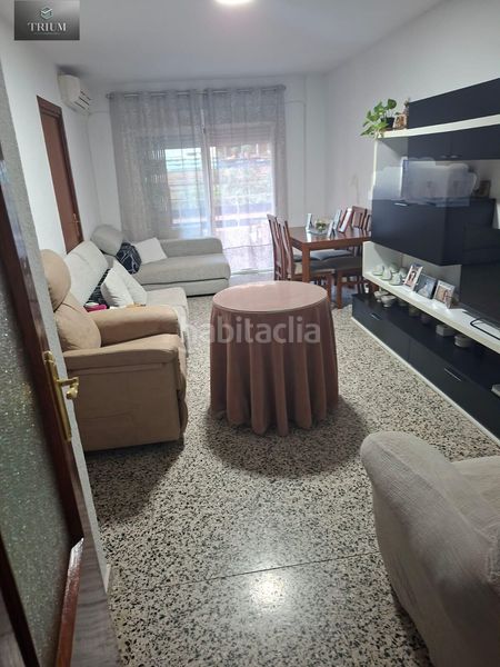 Foto e48f504d-a187-4574-a6b1-11257ad7453b. Etagenwohnung mit heizung in Barrio de Zaidín Granada