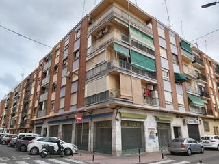 Business premise  Carrer de la mestra inés mir