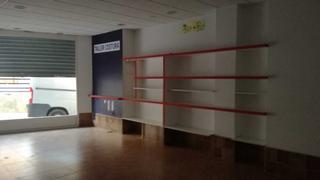 Local Comercial a Carrer la bàscula 4