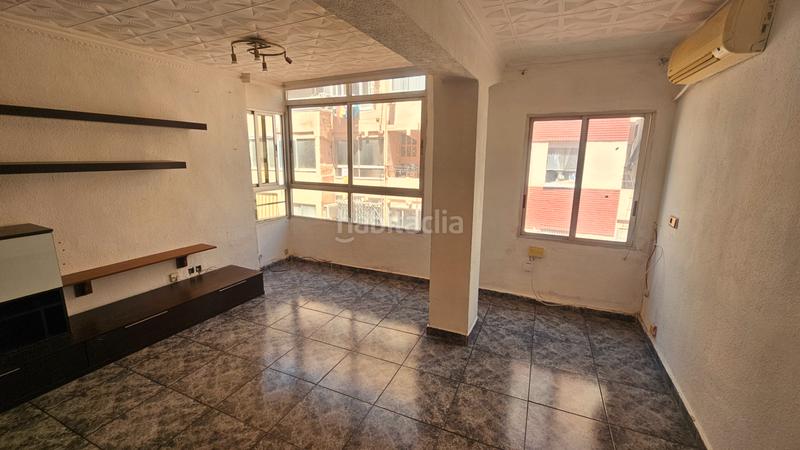 Foto 1eac82c1-4df7-4ec8-a570-d463580eed21. Flat in carrer de salvador rubio 6 in Ciutat Fallera Valencia