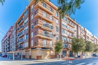 Flat  Carrer mediterrani