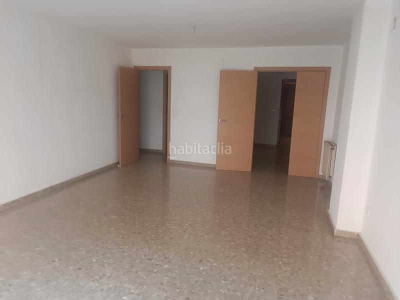 Foto 88b4958c-7129-49b2-b07e-9360033a4f50. Piso en Barrio de Patraix Valencia