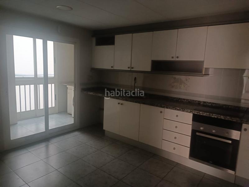 Foto c02eb421-2725-4675-9a10-8d37ef39ab5b. Piso en Barrio de Patraix Valencia