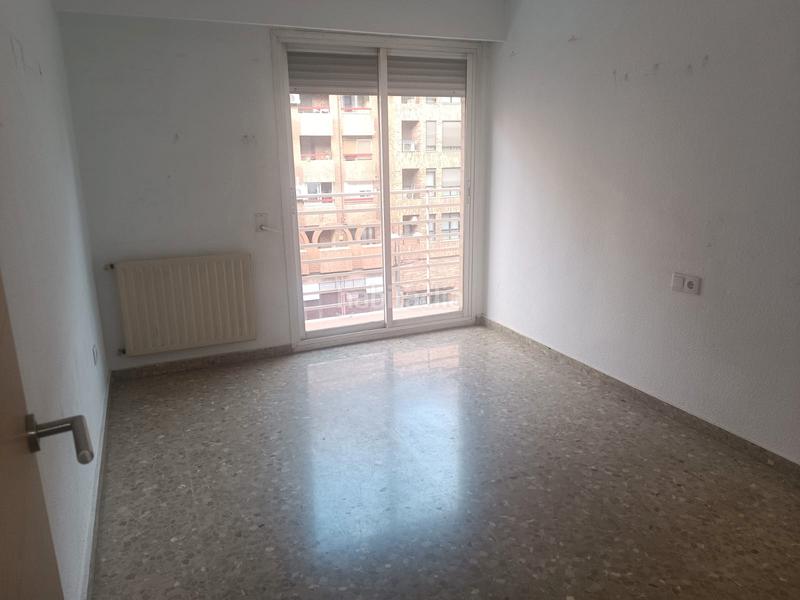 Foto e4d6428e-693a-42e4-b737-e520fa5d10d2. Piso en Barrio de Patraix Valencia
