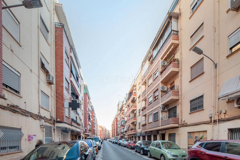Foto a4ba0b31-7716-455a-8cc1-b5357a488f33. Pis a carrer de sant joan bosco 60 a Els Orriols Valencia