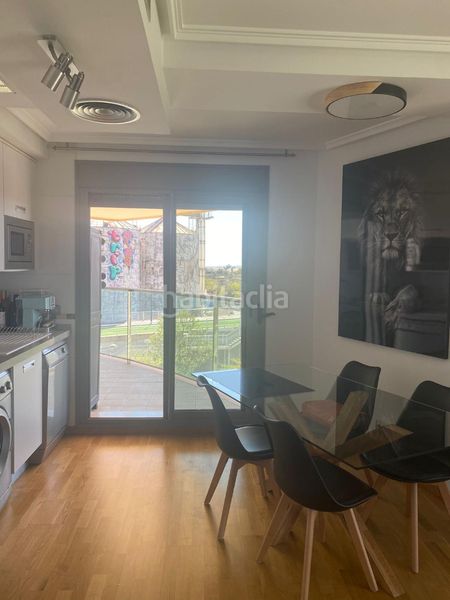 Foto 2b04aad4-d464-486a-96f4-09a791c2c4da. Pis amb calefacció aparcament piscina a La Punta Valencia