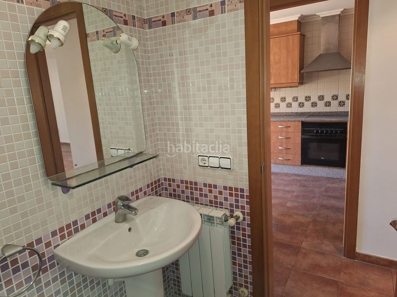 Foto 6503c297-f065-43b9-9481-a4137d6958f4. Casa adossada amb calefacció aparcament a Riba - roja de Túria